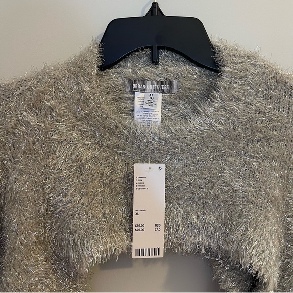 NWT Urban Outfitters Cropped Sweater/Arm Warmer Top - Size XL - Picture 2 of 3